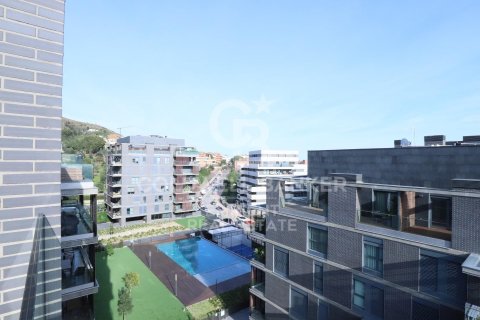 Kattohuoneisto myytävänä Esplugues de Llobregat, Barcelona, Espanja, 4 makuuhuonetta, 170 m2 No. 157172 - kuva 22