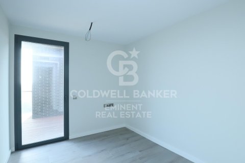 Kattohuoneisto myytävänä Esplugues de Llobregat, Barcelona, Espanja, 4 makuuhuonetta, 170 m2 No. 157172 - kuva 28