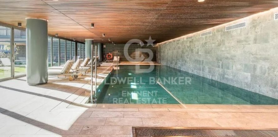 Kattohuoneisto Esplugues de Llobregat, Barcelona, Espanja 4 makuuhuonetta, 170 m2 No. 157172