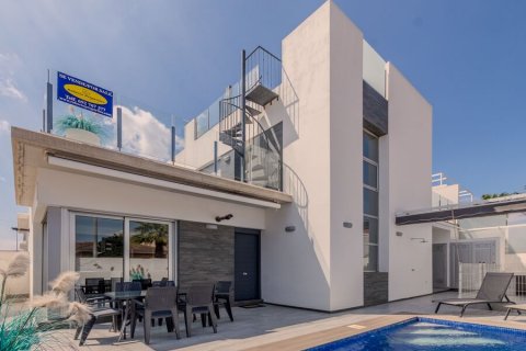 Villa till salu Daya Vieja, Alicante, Spanien 3 sovrum,  Nr. 116015 - foto 1