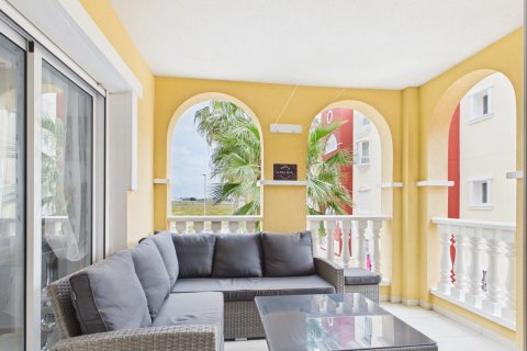 Apartamento en venta en Los Alcázares, Murcia, España 3 dormitorios, No. 168190 - foto 2