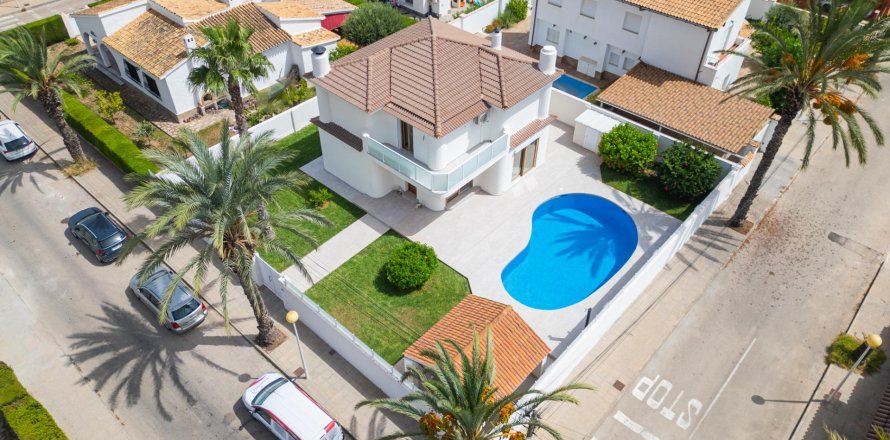 Willa w Cabo Roig, Alicante, Hiszpania 3 sypialnie, 156 mkw. nr 148764