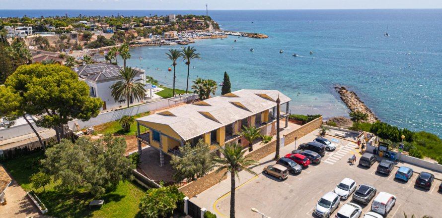 Willa w Cabo Roig, Alicante, Hiszpania 8 sypialni, 668 mkw. nr 148765