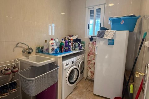 Huvila myytävänä Cox, Alicante, Espanja, 3 makuuhuonetta, 316 m2 No. 148766 - kuva 23