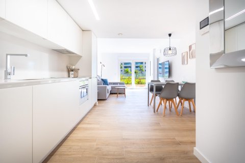 Wohnung zum Verkauf in Punta Prima, Alicante, Spanien 2 Schlafzimmer, 82 m2 Nr. 148761 - Foto 2