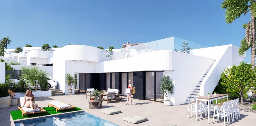 Villa a Algorfa, Alicante, Spagna 3 camere da letto, 235 mq. N° 151604