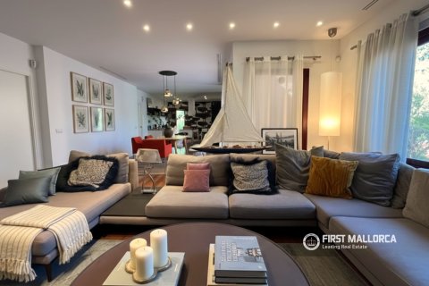 Liikekiinteistö myytävänä Santa Ponsa, Mallorca, Espanja, 4 makuuhuonetta, 533 m2 No. 181777 - kuva 25