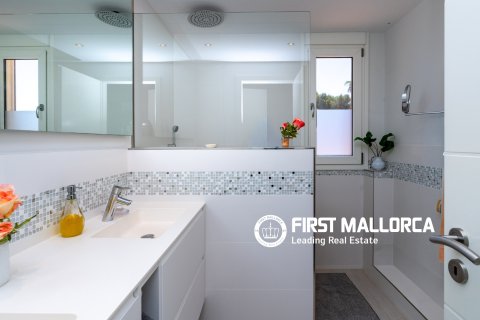 Huvila myytävänä Santa Ponsa, Mallorca, Espanja, 5 makuuhuonetta, 398 m2 No. 181778 - kuva 27