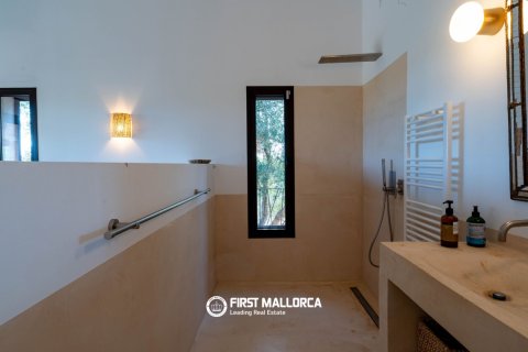 Finca for sale in Ses Salines, Mallorca, Spain 5 bedrooms, 407 sq.m. No. 181779 - photo 20