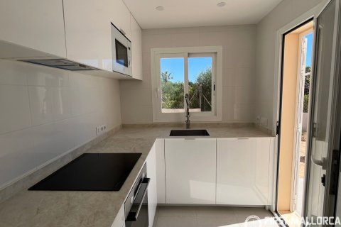 Huvila vuokrattavana Cala Llombards, Mallorca, Espanja, 3 makuuhuonetta, 81 m2 No. 181780 - kuva 9