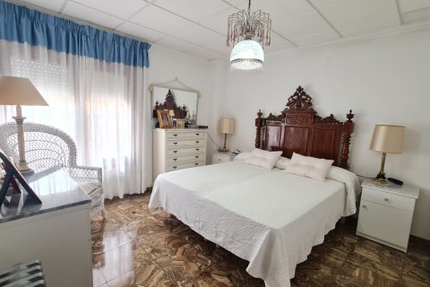 Townhouse zum Verkauf Elda, Alicante, Spanien 4 Schlafzimmer, 350 m2 Nr. 115415 - Foto 11