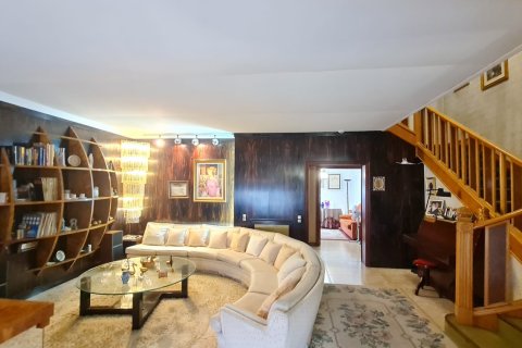 Townhouse zum Verkauf Elda, Alicante, Spanien 4 Schlafzimmer, 350 m2 Nr. 115415 - Foto 1