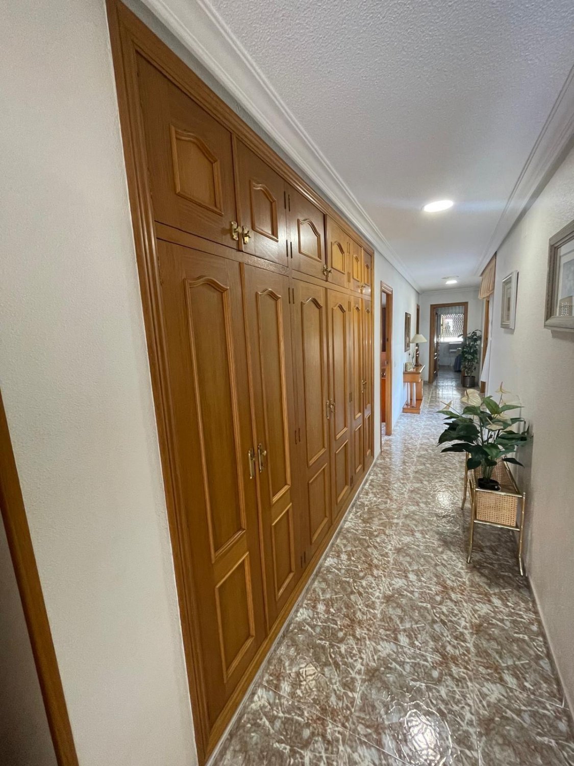 Apartament w Torrevieja, Alicante, Hiszpania 4 sypialnie, 200 mkw. nr 115423