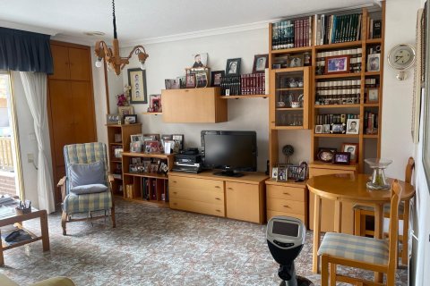 Apartment for sale Torrevieja, Alicante, Spain 4 bedrooms, 200 sq.m. No. 115423 - photo 10
