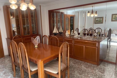 Apartment for sale Torrevieja, Alicante, Spain 4 bedrooms, 200 sq.m. No. 115423 - photo 6