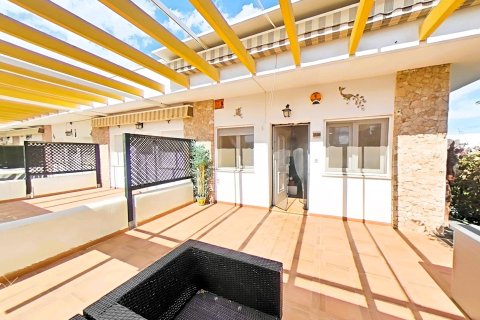 Casa adosada en venta Mil Palmeras, Alicante, España 2 dormitorios, 65 m2 No. 138028 - foto 3