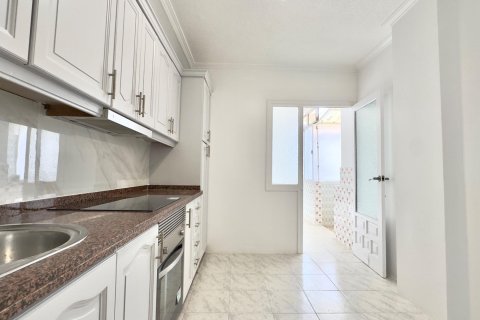 Apartamento en venta en Torrevieja, Alicante, España 3 dormitorios, 95 m2 No. 188527 - foto 25
