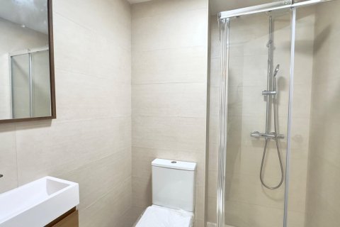 Apartamento en venta en Torrevieja, Alicante, España 3 dormitorios, 95 m2 No. 188527 - foto 6