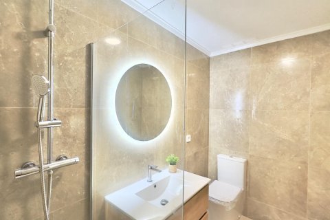 Apartamento en venta en Torrevieja, Alicante, España 3 dormitorios, 95 m2 No. 188527 - foto 15