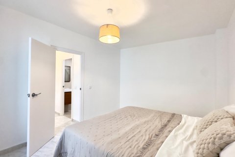 Apartamento en venta en Torrevieja, Alicante, España 3 dormitorios, 95 m2 No. 188527 - foto 11