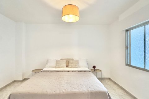 Apartamento en venta en Torrevieja, Alicante, España 3 dormitorios, 95 m2 No. 188527 - foto 8