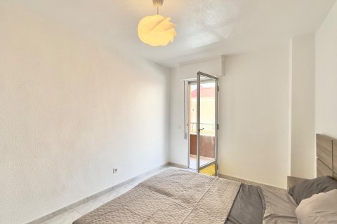 Apartamento en venta en Torrevieja, Alicante, España 3 dormitorios, 95 m2 No. 188527 - foto 17