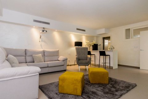 Villa in vendita a Orihuela, Alicante, Spagna 3 camere da letto, 319 mq. N° 146528 - foto 13