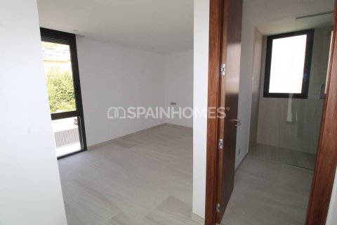 Villa till salu i Finestrat, Alicante, Spanien 3 sovrum, 150 kvm. Nr. 64646 - foto 16