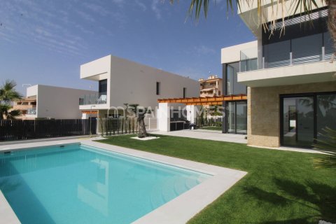 Huvila Finestrat, Alicante, Espanja 3 makuuhuonetta, 150 m2 No. 64646