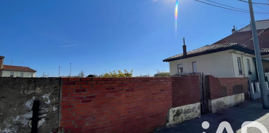 Земельный участок в Леон, Испания 238м2 №185265
