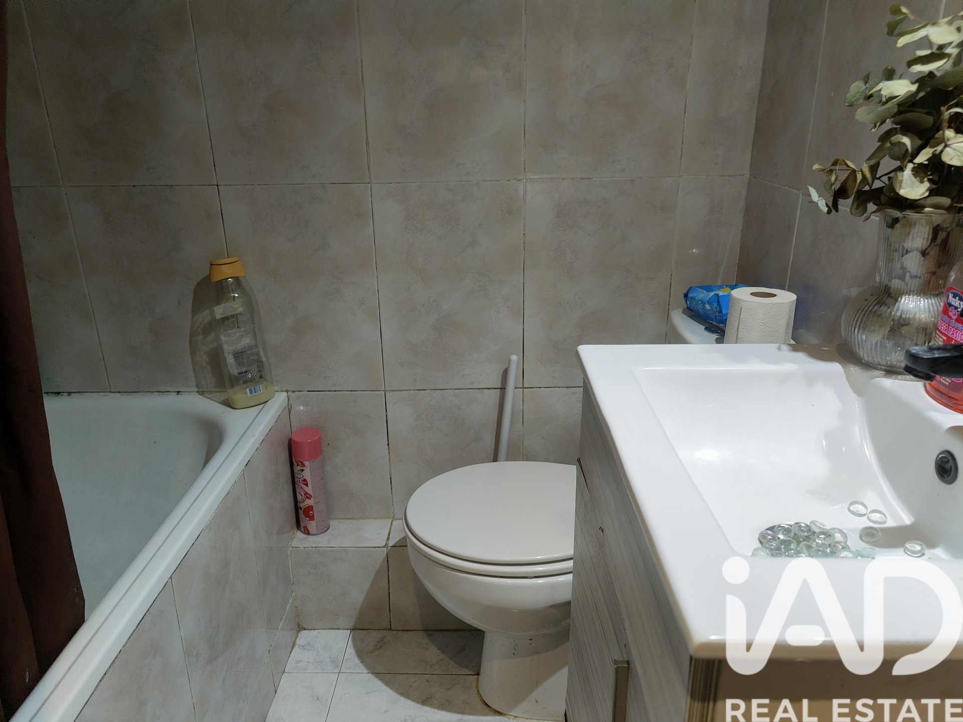 Apartment in Montcada i Reixac, Barcelona, Spain 2 bedrooms, 53 sq.m. No. 185266