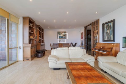 Apartment à vendre à Barcelona, Espagne, 5 chambres, 216 m2 No. 195618 - photo 10