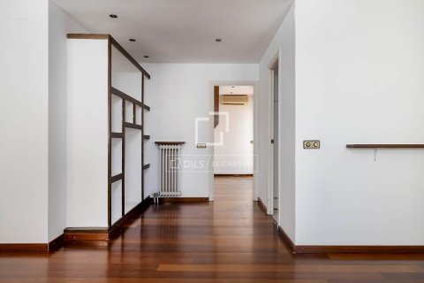 Attico in vendita a Barcelona, Spagna 2 camere da letto, 74 mq. N° 195615 - foto 7
