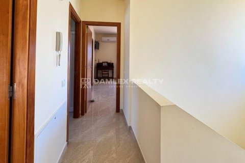 Продажа дома в Пладжа-де-Аро, Герона, Испания 6 спален, 459м2 №181918 - фото 30