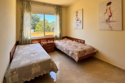 Продажа дома в Пладжа-де-Аро, Герона, Испания 6 спален, 459м2 №181918 - фото 25
