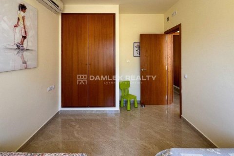 Продажа дома в Пладжа-де-Аро, Герона, Испания 6 спален, 459м2 №181918 - фото 26