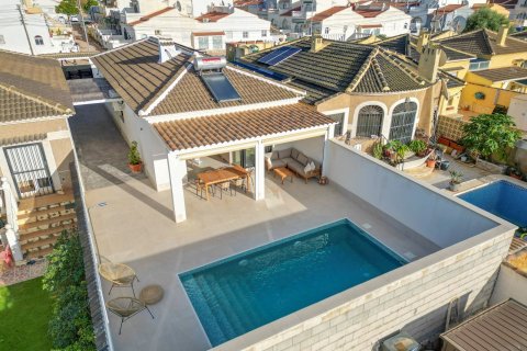 Villa à vendre à Torrevieja, Alicante, Espagne, 102 m2 No. 181645 - photo 19