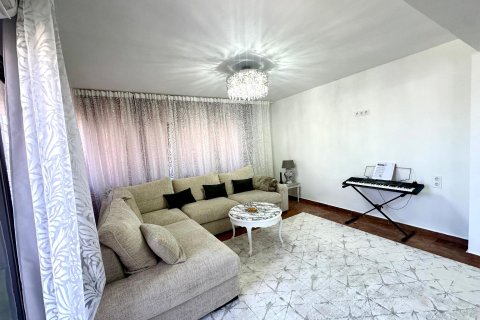 Apartment for sale in Alicante, Spain 4 bedrooms, 144 sq.m. No. 181644 - photo 18