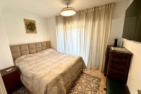 Apartment for sale in Alicante, Spain 4 bedrooms, 144 sq.m. No. 181644 - photo 4