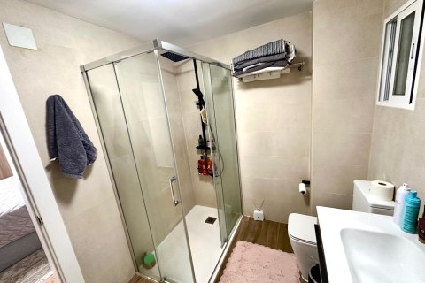 Apartment for sale in Alicante, Spain 4 bedrooms, 144 sq.m. No. 181644 - photo 19