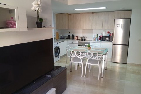 Apartamento en venta en Punta Prima, Alicante, España 3 dormitorios, 110 m2 No. 154508 - foto 2