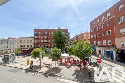Lägenhet till salu i Madrid, Spanien 2 sovrum, 45 kvm. Nr. 172562 - foto 18