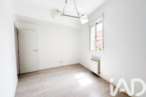 Apartament w Madrid, Hiszpania 2 sypialnie, 45 mkw. nr 172562 – zdjęcie 8