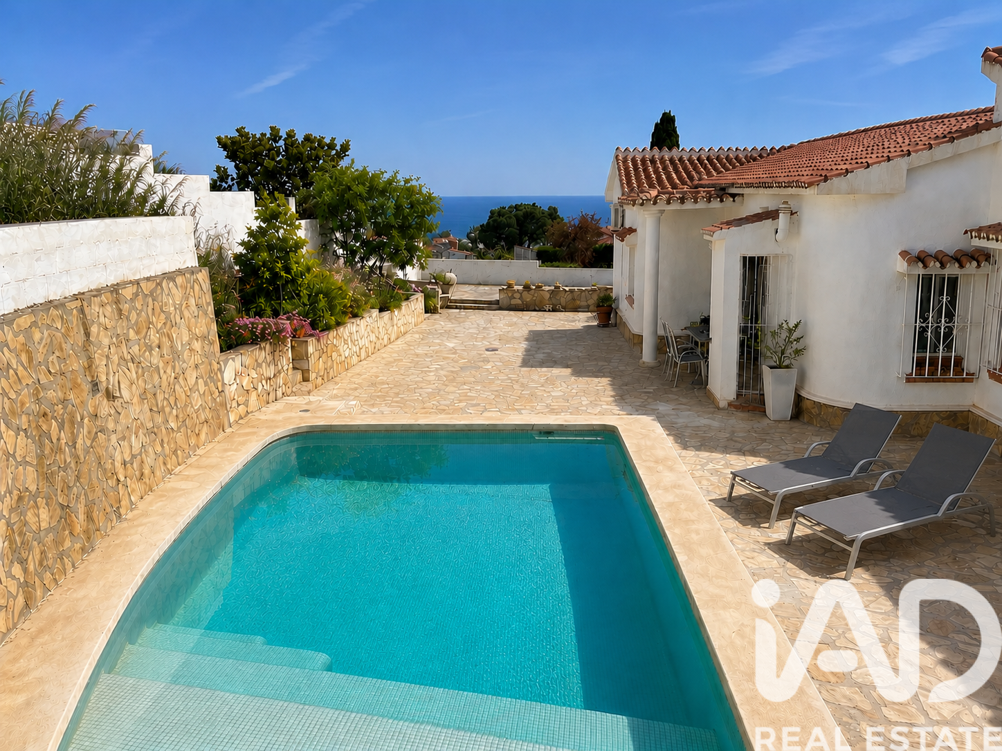 Māja Velez-Malaga, Malaga, Spānijā 2 istabas, 230 m2 Nr. 172473