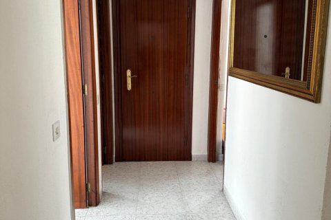 Dzīvoklis pārdošanā Gijon, Asturias, Spānijā 3 istabas, 80 m2 Nr. 172559 - attēls 16