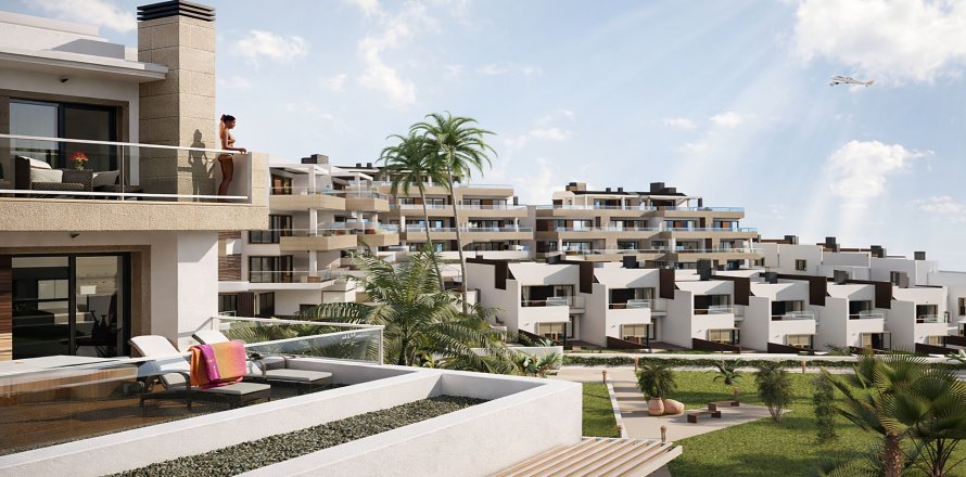 Dzīvoklis La Linea de la Concepcion, Cadiz, Spānijā 2 istabas, 120 m2 Nr. 190442