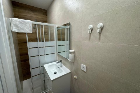 Commercial property à vendre à Alicante, Espagne, 9 chambres, 372 m2 No. 165382 - photo 25