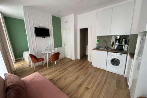 Commercial property à vendre à Alicante, Espagne, 9 chambres, 372 m2 No. 165382 - photo 2