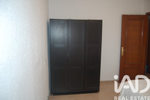 Apartment for sale in Madrid, Spain 3 bedrooms, 59 sq.m. No. 172495 - photo 10