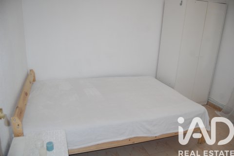 Apartment for sale in Madrid, Spain 3 bedrooms, 59 sq.m. No. 172495 - photo 14
